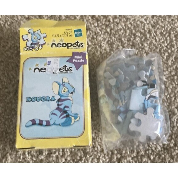 Vintage Neopets Kougra Mini Puzzle 50 Piece 5" x 7" Hasbro 2003 - NEW Open Box - Picture 6 of 6